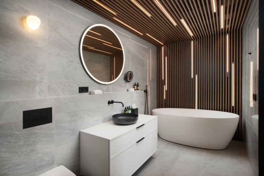 The Suite bathroom