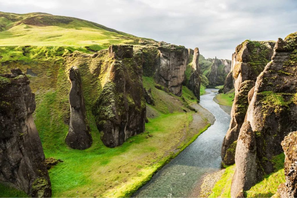 Fjaðrárgljúfur canyon
